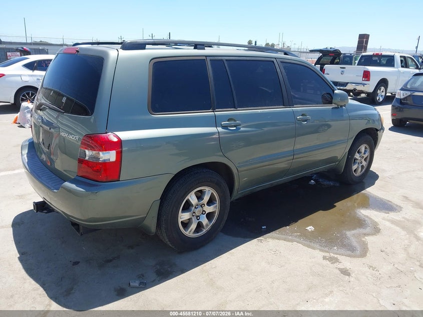 2005 Toyota Highlander VIN JTEDP21A750047755 IAAI salvage auction — NORMAL WEAR, Clear - Dealer Only (California), sold $975 on 2026-07-15 (photo 4)