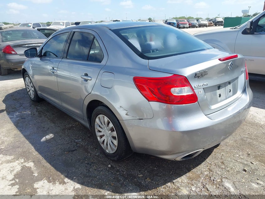 2012 Suzuki Kizashi VIN JS2RF9A18C6100226 IAAI salvage auction — NORMAL WEAR, Original (Texas), sold $25 on 2026-07-29 (photo 3)