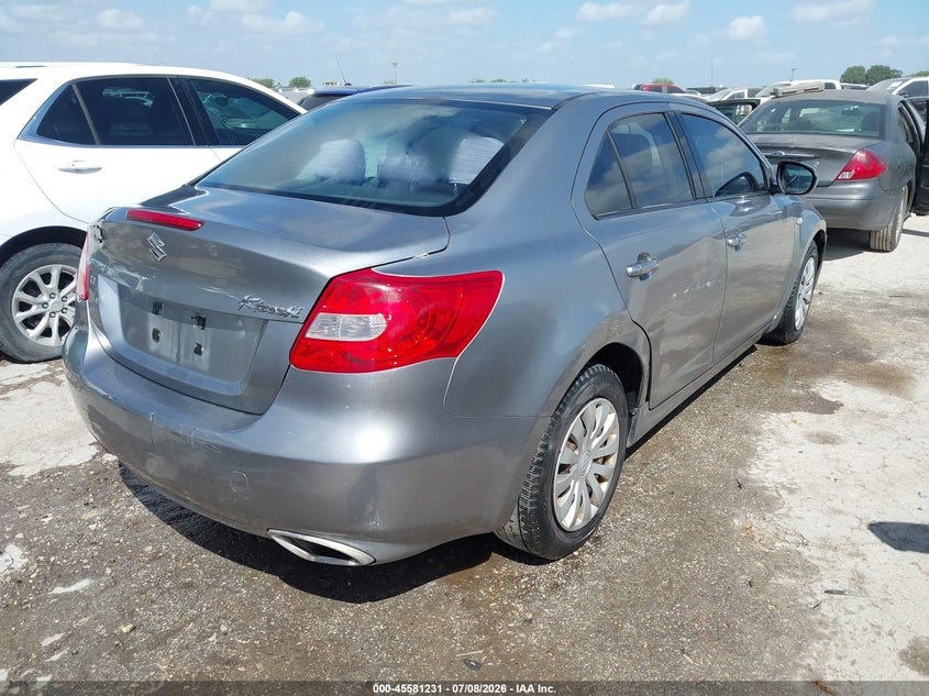 2012 Suzuki Kizashi VIN JS2RF9A18C6100226 IAAI salvage auction — NORMAL WEAR, Original (Texas), sold $25 on 2026-07-29 (photo 4)
