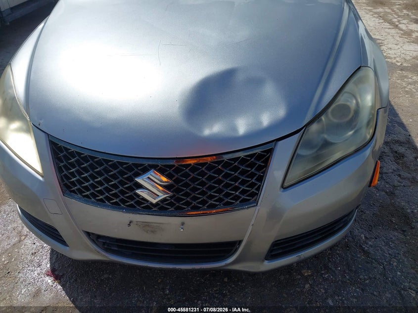 2012 Suzuki Kizashi VIN JS2RF9A18C6100226 IAAI salvage auction — NORMAL WEAR, Original (Texas), sold $25 on 2026-07-29 (photo 6)