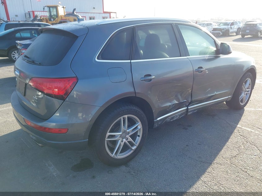 2014 Audi Q5 VIN WA1LFAFP7EA131248 IAAI salvage auction — SIDE, Salvage (California), sold $4,850 on 2026-07-31 (photo 4)