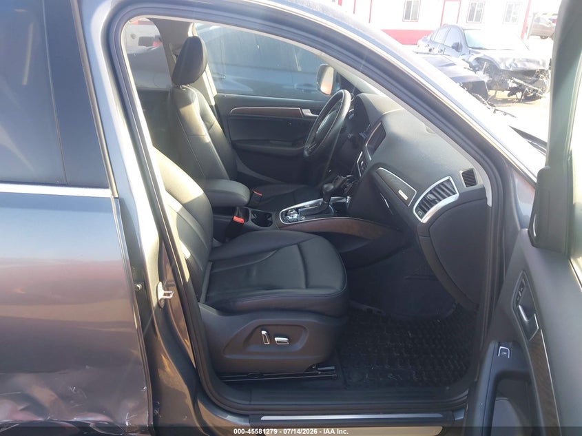 2014 Audi Q5 VIN WA1LFAFP7EA131248 IAAI salvage auction — SIDE, Salvage (California), sold $4,850 on 2026-07-31 (photo 5)