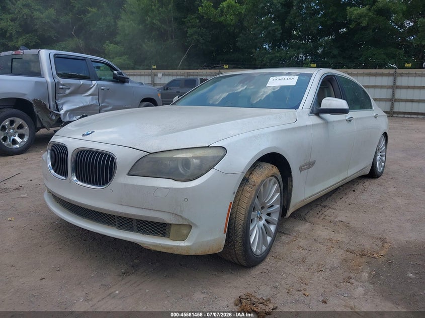 2012 BMW 7 series VIN WBAKC8C55CC434596 IAAI salvage auction — NORMAL WEAR, Clear (Tennessee), sold $475 on 2026-07-29 (photo 2)