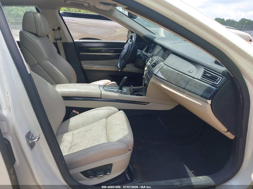 2012 BMW 7 series VIN WBAKC8C55CC434596 IAAI salvage auction — NORMAL WEAR, Clear (Tennessee), sold $475 on 2026-07-29 (photo 5)