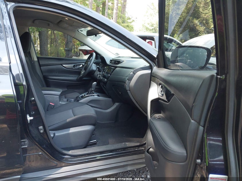 2018 Nissan Rogue VIN KNMAT2MV0JP512654 IAAI salvage auction — SIDE, Salvage (Virginia), sold $2,200 on 2026-08-01 (photo 5)
