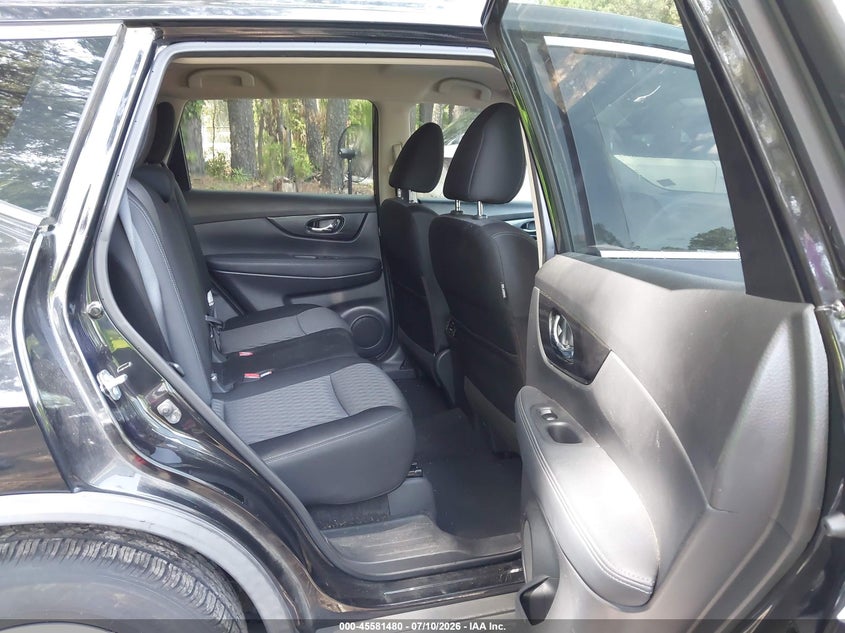 2018 Nissan Rogue VIN KNMAT2MV0JP512654 IAAI salvage auction — SIDE, Salvage (Virginia), sold $2,200 on 2026-08-01 (photo 8)