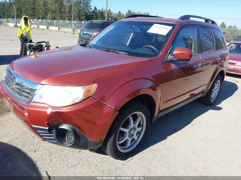 2010 Subaru Forester VIN JF2SH6CC0AH714662 IAAI salvage auction — LEFT FRONT, Clear (Washington), sold $975 on 2026-07-29 (photo 2)