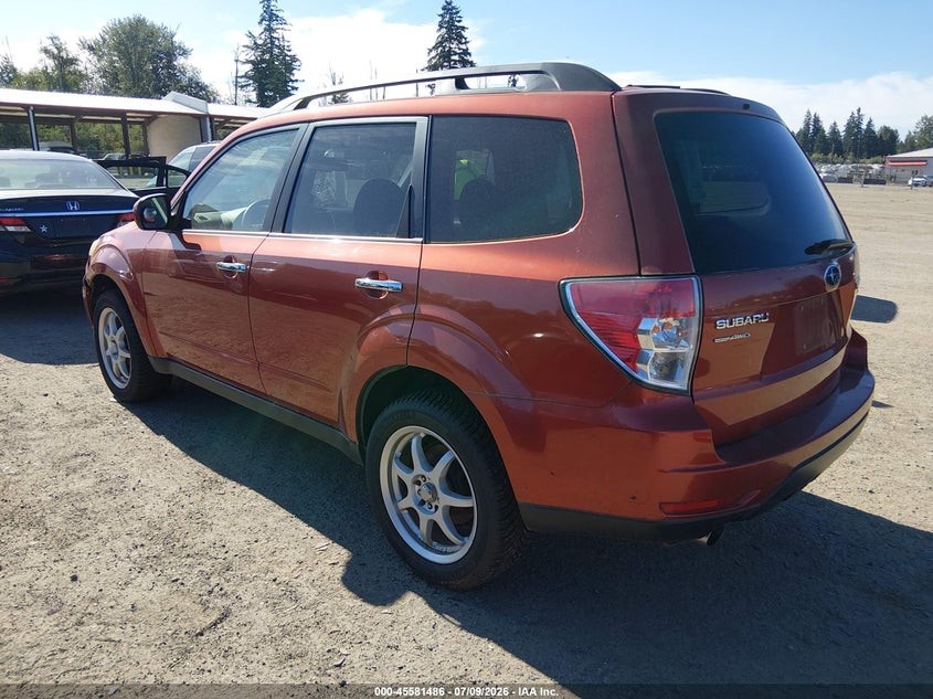 2010 Subaru Forester VIN JF2SH6CC0AH714662 IAAI salvage auction — LEFT FRONT, Clear (Washington), sold $975 on 2026-07-29 (photo 3)