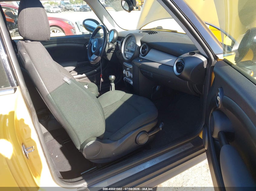 2009 Mini Cooper VIN WMWMF33539TU72677 IAAI salvage auction — FRONT END, Salvage (California), sold $625 on 2026-08-03 (photo 5)