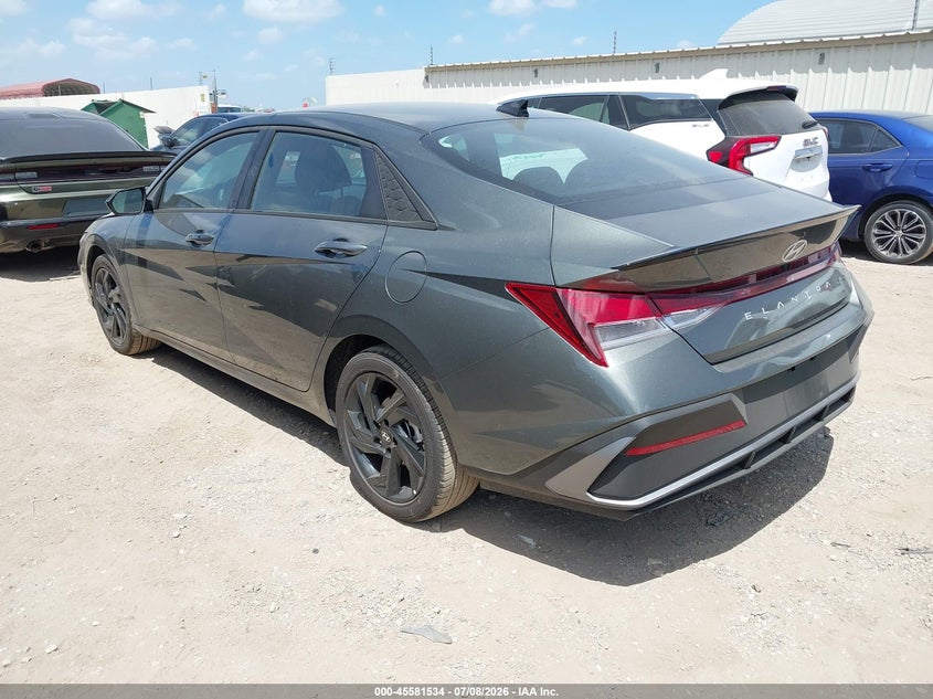2026 Hyundai Elantra VIN KMHLM4DG4TU248809 IAAI salvage auction — RIGHT FRONT, Enterprise Vehicles Clear Only (Oregon), sold $12,900 on 2026-07-13 (photo 3)
