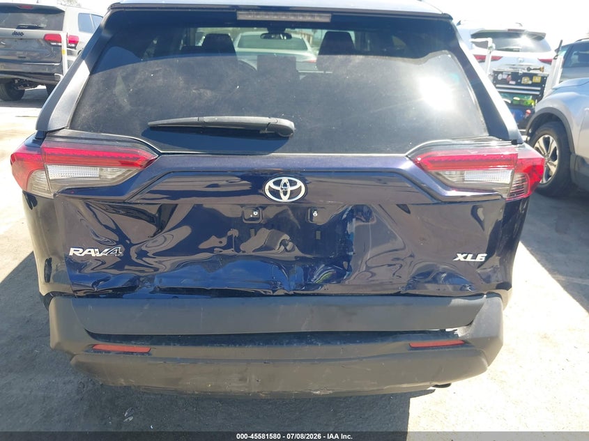 2023 Toyota Rav 4 VIN 2T3C1RFV6PW273595 IAAI salvage auction — REAR END, Salvage Title, sold $9,100 on 2026-07-29 (photo 6)