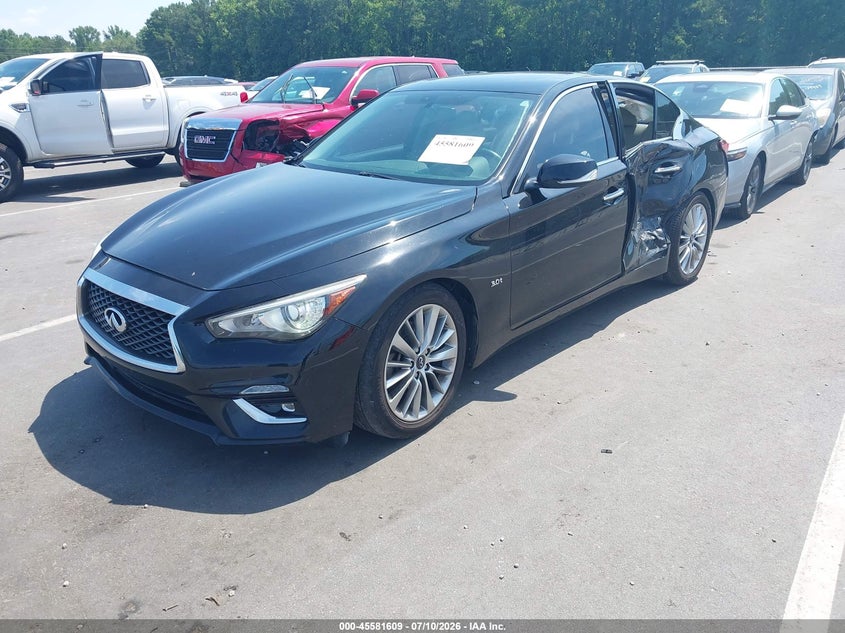 2019 Infiniti Q50 VIN JN1EV7AR8KM555919 IAAI salvage auction — LEFT SIDE, Wait Title, sold $5,250 on 2026-08-21 (photo 2)