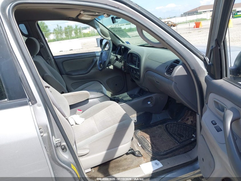 2005 Toyota Tundra VIN 5TBDT44145S482276 IAAI salvage auction — NORMAL WEAR, Clear-Endorsement (Wisconsin), sold $950 on 2026-07-30 (photo 5)