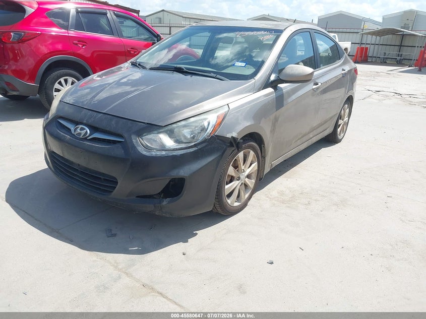 2013 Hyundai Accent VIN KMHCU4AE4DU313310 IAAI salvage auction — NORMAL WEAR, Original (Texas), sold $475 on 2026-07-28 (photo 2)
