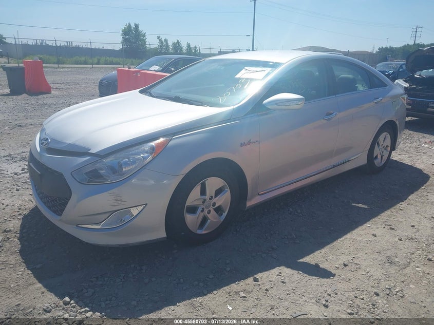 2012 Hyundai Sonata VIN KMHEC4A41CA041396 IAAI salvage auction — NORMAL WEAR, Clear (Illinois), sold $25 on 2026-07-23 (photo 2)