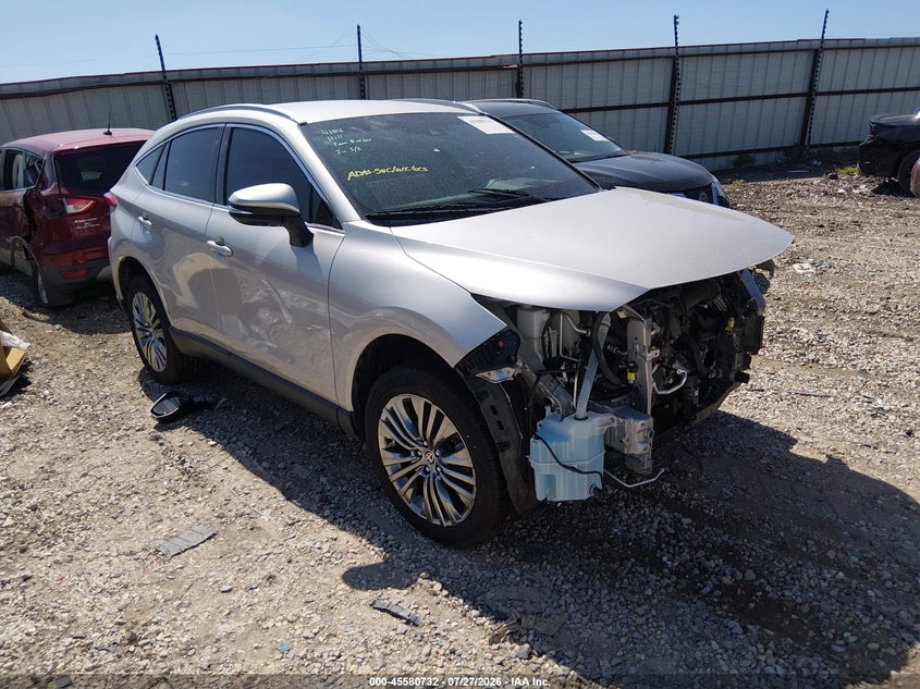2023 Toyota Venza VIN JTEAAAAH6PJ133180 — IAAI salvage auction photo