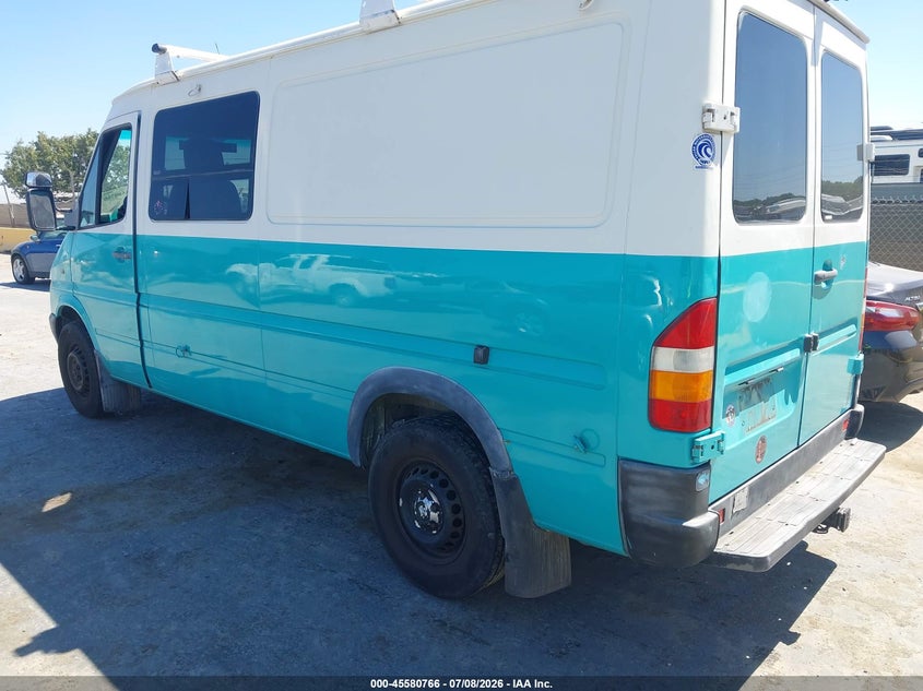 2006 Dodge Sprinter VIN WD0PD644865856572 IAAI salvage auction — NORMAL WEAR, Clear - Dealer Only (California), sold $1,525 on 2026-07-16 (photo 3)
