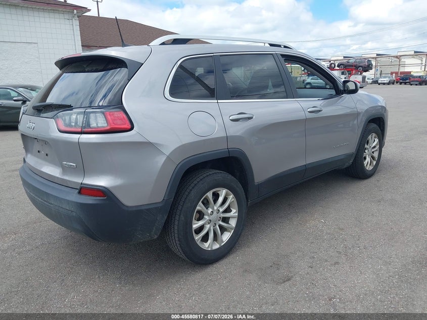 2019 Jeep Cherokee VIN 1C4PJMCBXKD449472 IAAI salvage auction — NORMAL WEAR, Sf97 (New York), sold $9,750 on 2026-07-31 (photo 4)