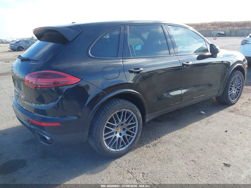 2017 Porsche Cayenne VIN WP1AA2A24HKA91902 IAAI salvage auction — REAR END, Salvage (California), sold $5,250 on 2026-07-29 (photo 4)