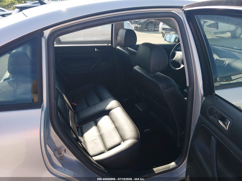 1999 Volkswagen Passat VIN WVWMA63B2XE287790 IAAI salvage auction — NORMAL WEAR, Clear (Illinois), sold $825 on 2026-07-28 (photo 8)
