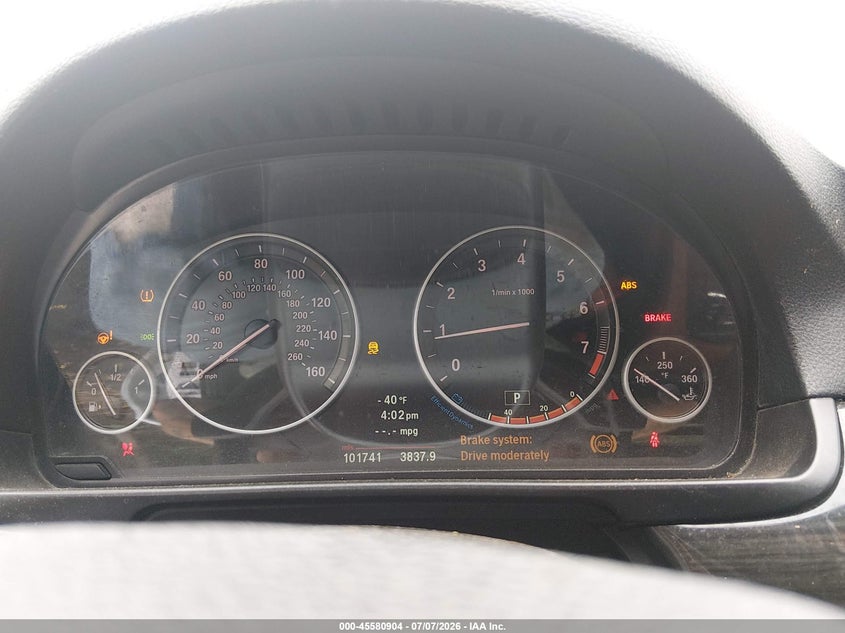 2013 BMW 5 series VIN WBAFU7C54DDU74916 IAAI salvage auction — NORMAL WEAR, Clear (Massachusetts), sold $1,575 on 2026-08-01 (photo 7)
