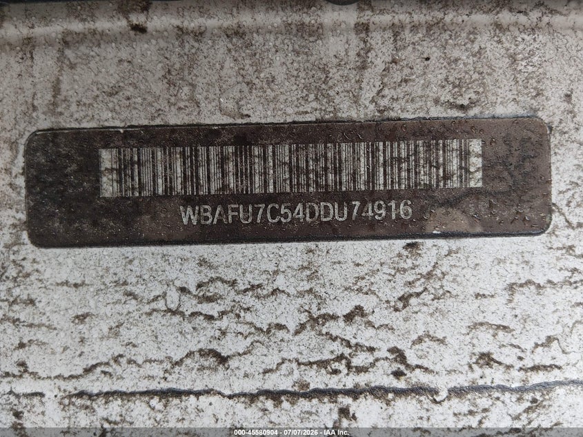 2013 BMW 5 series VIN WBAFU7C54DDU74916 IAAI salvage auction — NORMAL WEAR, Clear (Massachusetts), sold $1,575 on 2026-08-01 (photo 9)