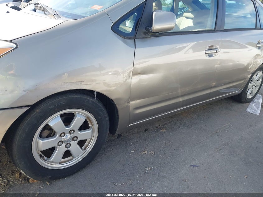 2005 Toyota Prius VIN JTDKB22U453118055 IAAI salvage auction — NORMAL WEAR, Clear-Dealer Only (North Carolina), sold $250 on 2026-07-29 (photo 6)