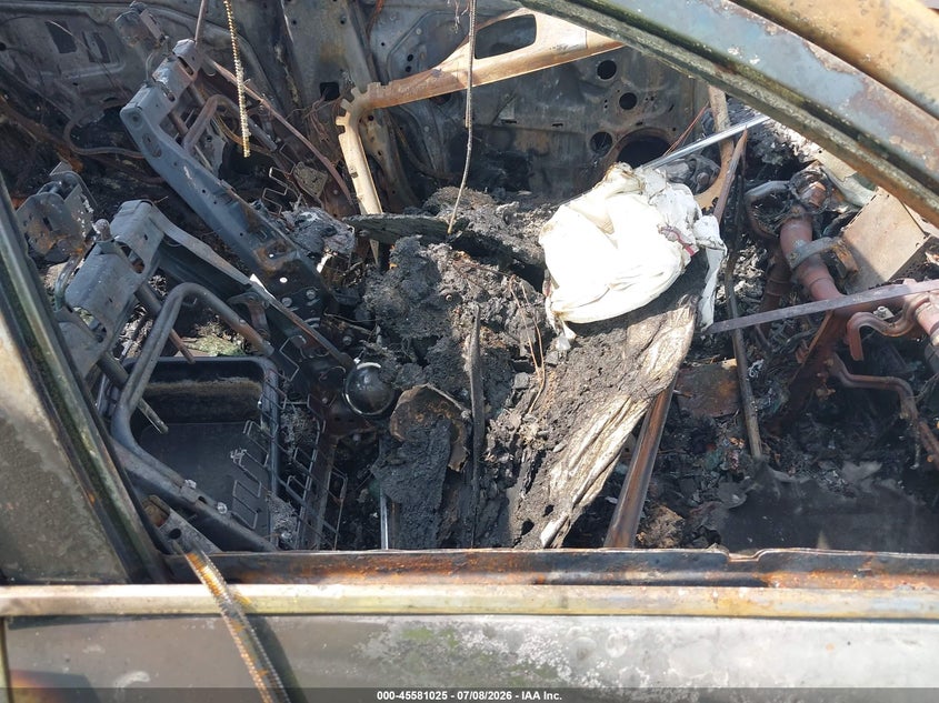 2008 Hyundai Sonata VIN 5NPEU46C28H311589 IAAI salvage auction — Burn Engine, Bill Of Sale Destruction Only - Salvage (Ohio), sold $25 on 2026-07-23 (photo 5)