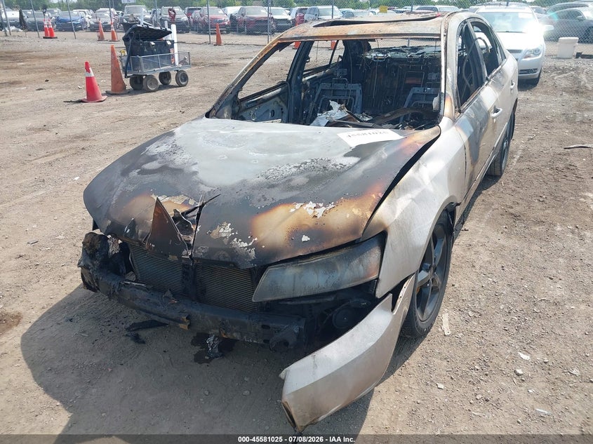 2008 Hyundai Sonata VIN 5NPEU46C28H311589 IAAI salvage auction — Burn Engine, Bill Of Sale Destruction Only - Salvage (Ohio), sold $25 on 2026-07-23 (photo 6)