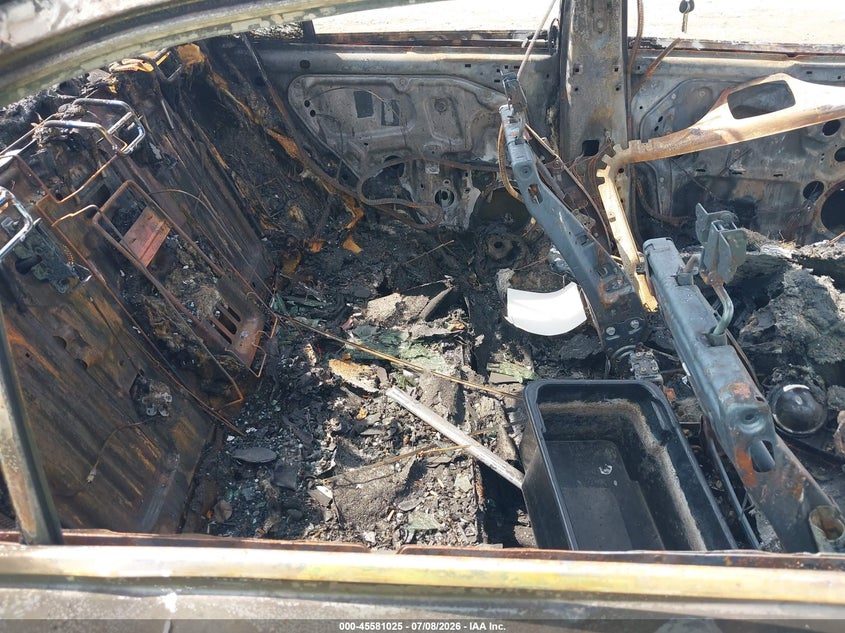 2008 Hyundai Sonata VIN 5NPEU46C28H311589 IAAI salvage auction — Burn Engine, Bill Of Sale Destruction Only - Salvage (Ohio), sold $25 on 2026-07-23 (photo 8)