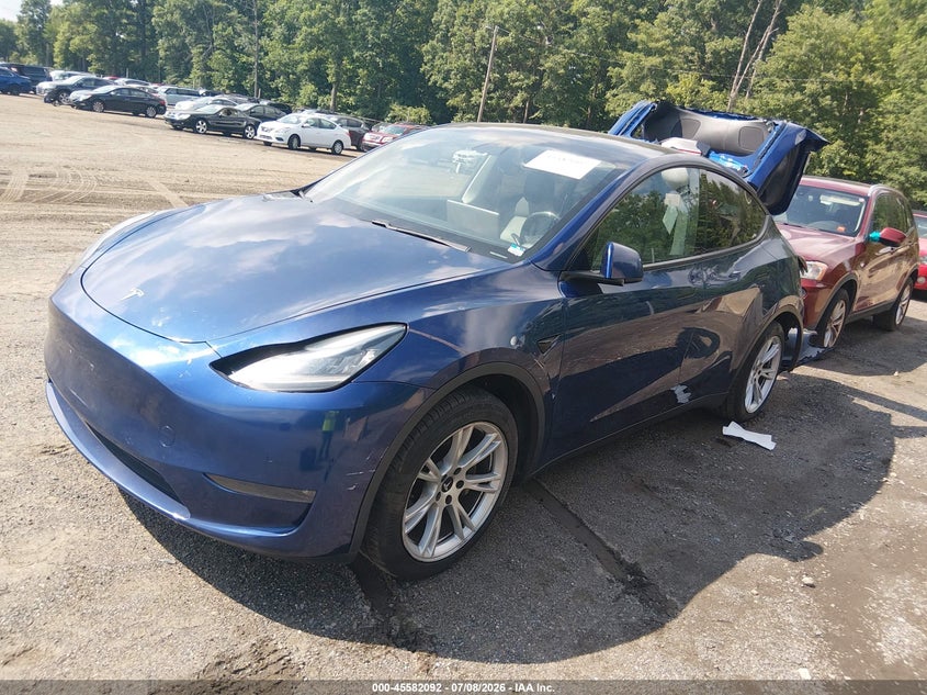 2020 Tesla Model y VIN 5YJYGDEE9LF026225 IAAI salvage auction — FRONT & REAR, Clear (Virginia), sold $3,850 on 2026-07-15 (photo 2)