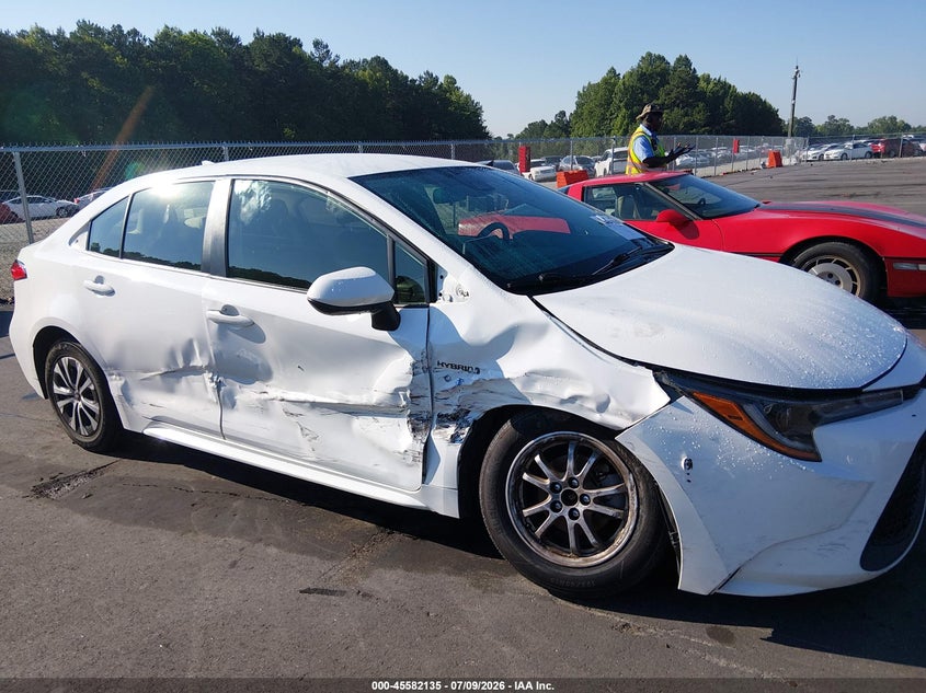 2020 Toyota Corolla VIN JTDEBRBE0LJ028487 IAAI salvage auction — SIDE, Salvage (North Carolina), sold $4,450 on 2026-07-26 (photo 6)