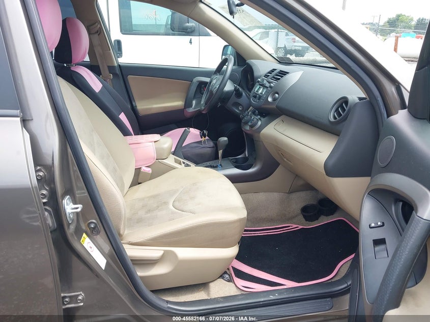 2010 Toyota Rav4 VIN JTMBF4DV9AD036381 IAAI salvage auction — NORMAL WEAR, Clear (Pennsylvania), sold $2,250 on 2026-07-15 (photo 5)