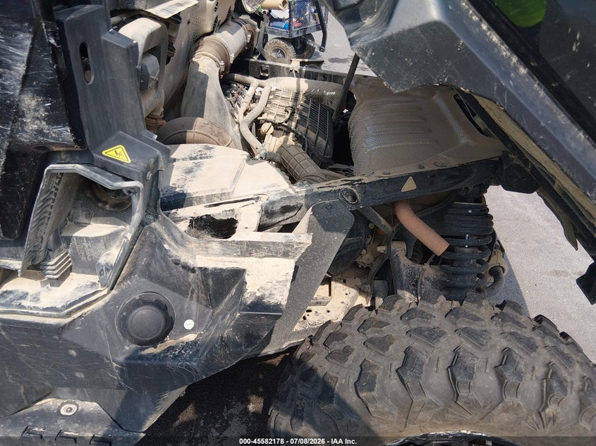 2026 Can-am/ brp Traxter VIN 3JBKUAX49TK000655 IAAI salvage auction — LEFT FRONT, Salvage Title, sold $22,000 on 2026-08-04 (photo 9)