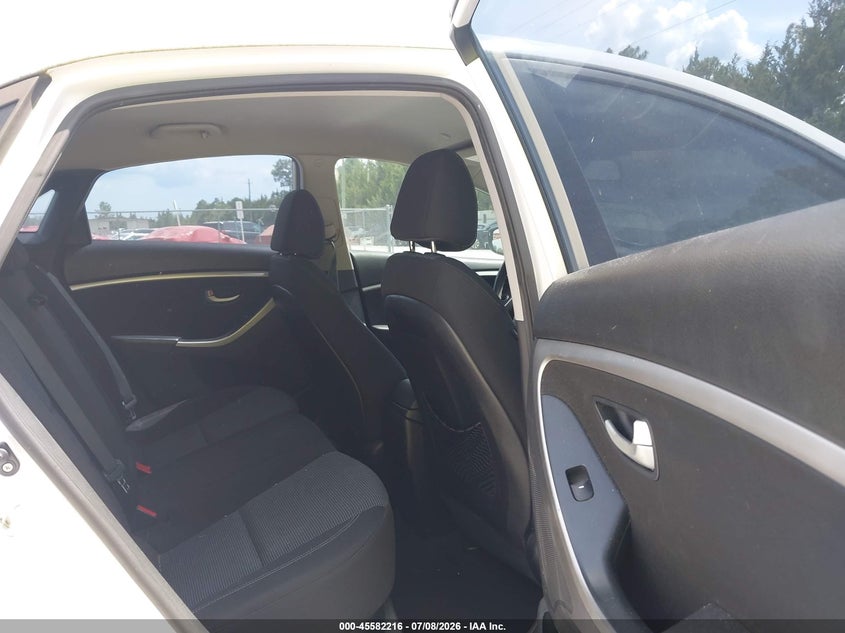 2014 Hyundai Elantra VIN KMHD35LH4EU165391 IAAI salvage auction — NORMAL WEAR, Clear (Florida), sold $600 on 2026-07-30 (photo 8)