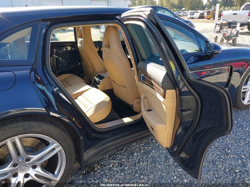 2018 Porsche Panamera VIN WP0CA2A79JL181262 IAAI salvage auction — FRONT & REAR, Salvage Title, sold $20,350 on 2026-10-07 (photo 8)