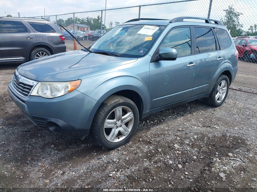 2010 Subaru Forester VIN JF2SH6CC1AH801857 IAAI salvage auction — RIGHT SIDE, Salvage (Ohio), sold $800 on 2026-07-30 (photo 2)