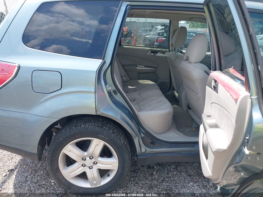 2010 Subaru Forester VIN JF2SH6CC1AH801857 IAAI salvage auction — RIGHT SIDE, Salvage (Ohio), sold $800 on 2026-07-30 (photo 8)