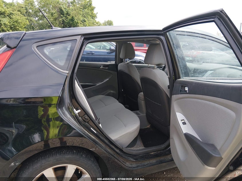 2014 Hyundai Accent VIN KMHCU5AE6EU155768 IAAI salvage auction — NORMAL WEAR, Clear-Dealer Only (Maryland), sold $425 on 2026-07-20 (photo 8)