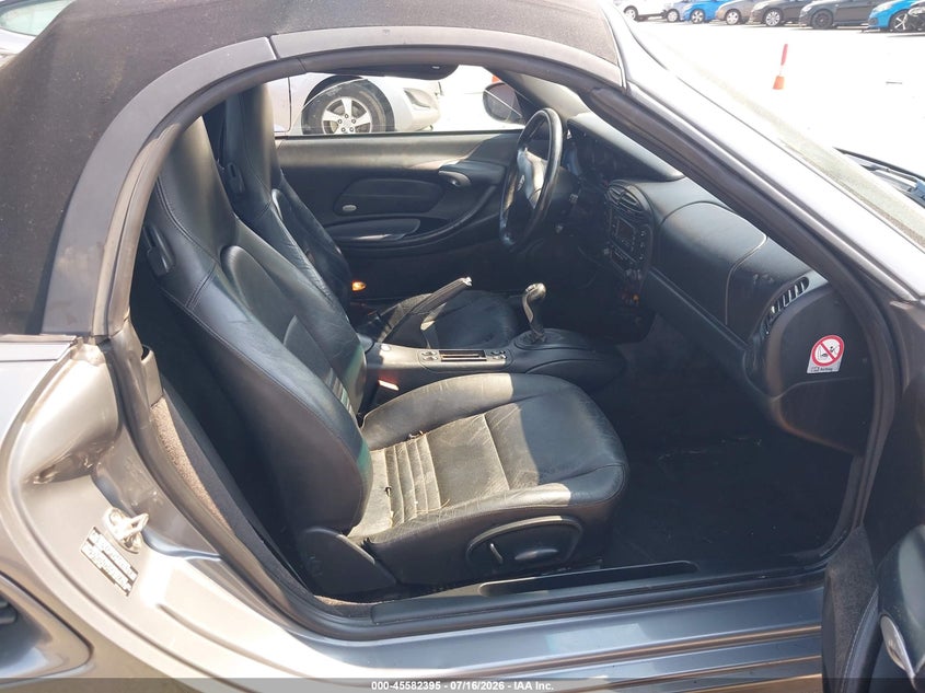 2002 Porsche Boxster VIN WP0CA29892U624633 IAAI salvage auction — REAR END, Salvage (Connecticut), sold $1,050 on 2026-07-23 (photo 5)