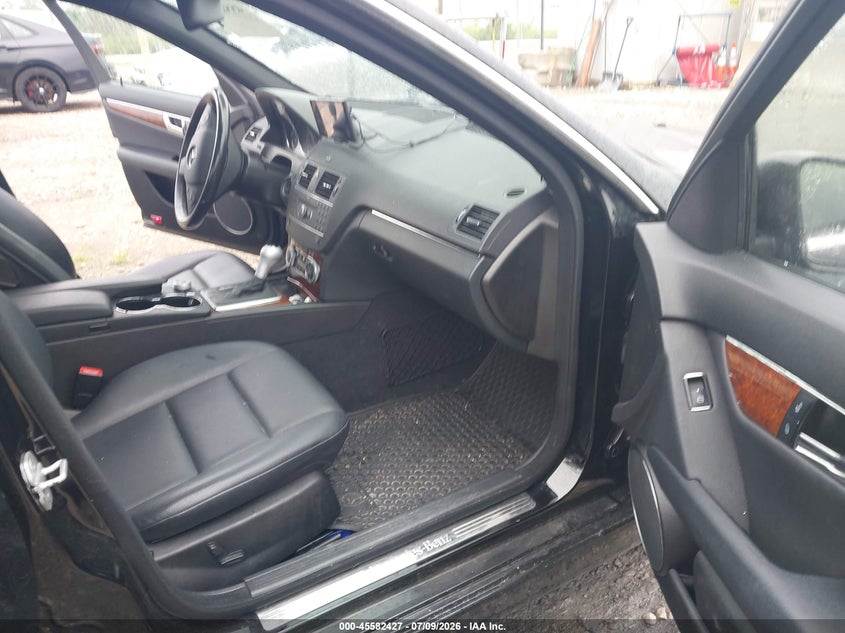 2011 Mercedes-benz C class VIN WDDGF8BBXBR146789 IAAI salvage auction — EXTERIOR BURN, Junk Bill Of Sale Mv2459 (Wisconsin), sold $200 on 2026-08-06 (photo 5)
