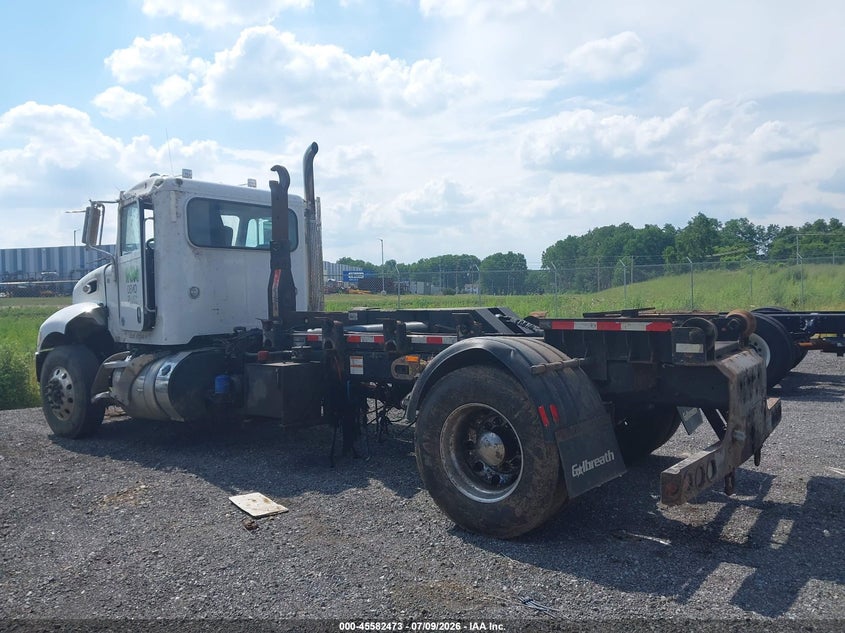 2022 Peterbilt 337 VIN 2NP2HJ7X6NM794970 IAAI salvage auction — SIDE, Mv-907A (New York), sold $16,500 on 2026-09-30 (photo 3)