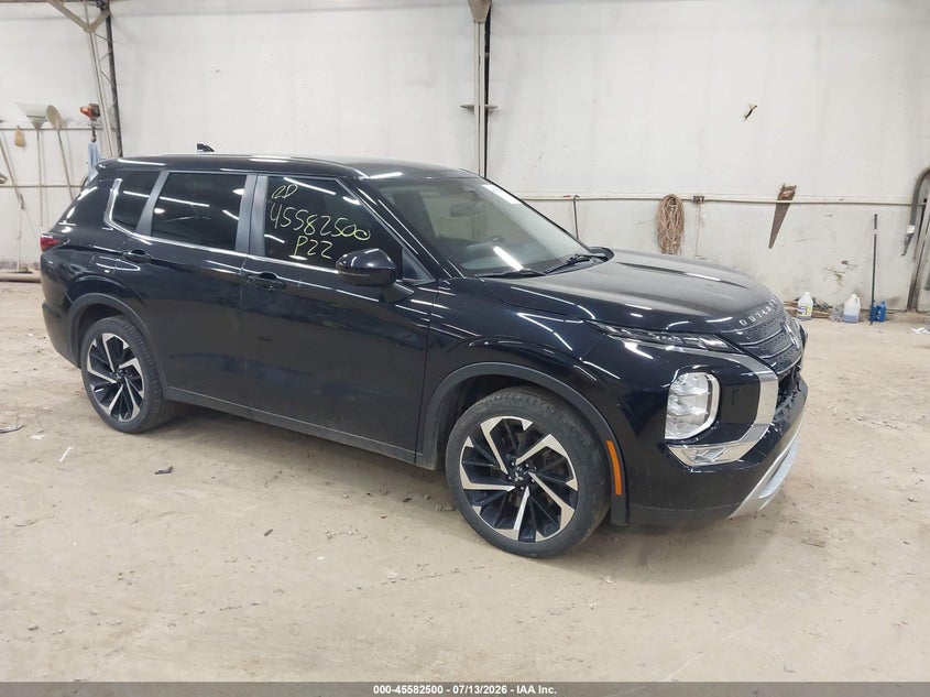 2022 Mitsubishi Outlander VIN JA4J4UA86NZ045509 IAAI salvage auction — FRONT END, Salvage (Pennsylvania), sold $5,800 on 2026-07-31 (photo 1)