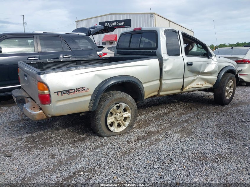 2004 Toyota Tacoma VIN 5TEWN72NX4Z322843 IAAI salvage auction — ROLLOVER, Salvage (Mississippi), sold $300 on 2026-07-31 (photo 4)