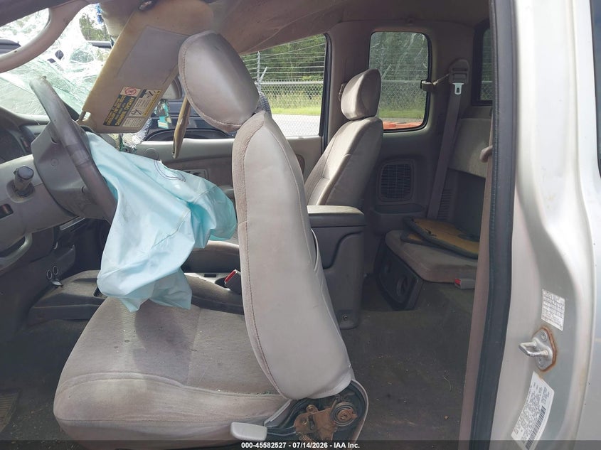 2004 Toyota Tacoma VIN 5TEWN72NX4Z322843 IAAI salvage auction — ROLLOVER, Salvage (Mississippi), sold $300 on 2026-07-31 (photo 8)