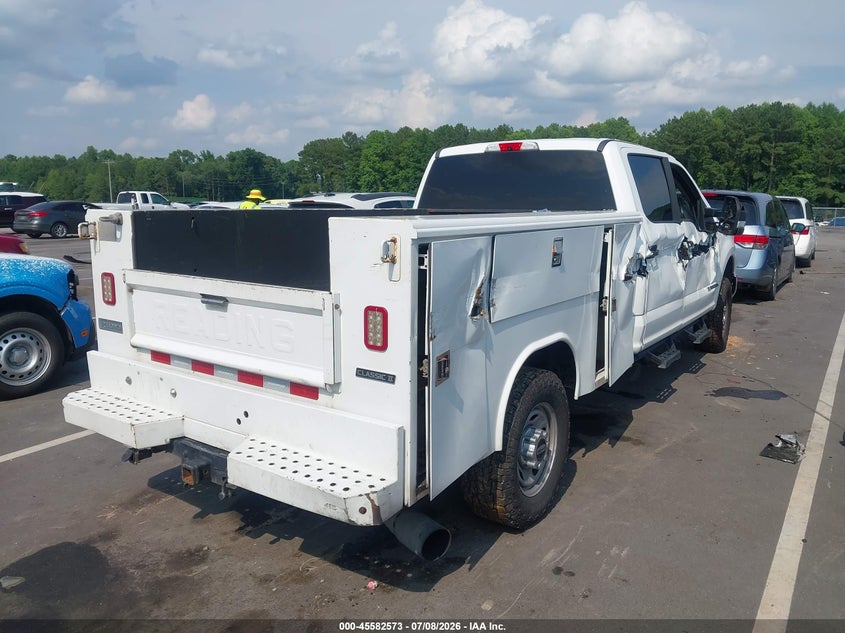 2019 Ford F250 VIN 1FT7W2BT4KED39110 IAAI salvage auction — SIDE, Salvage Title, sold $7,300 on 2026-08-26 (photo 4)
