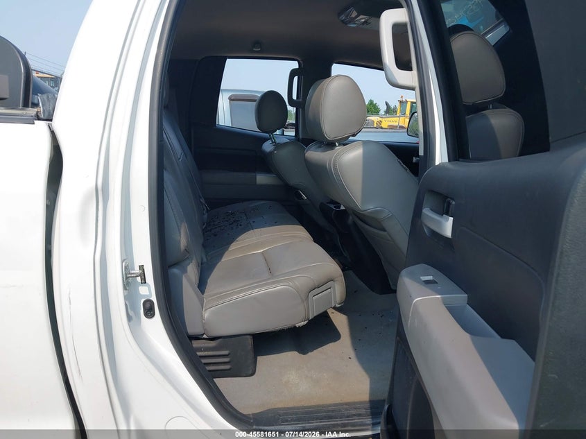 2007 Toyota Tundra VIN 5TBBV581X7S476437 IAAI salvage auction — Burn Engine, Mv-907A (New York), sold $100 on 2026-07-30 (photo 8)