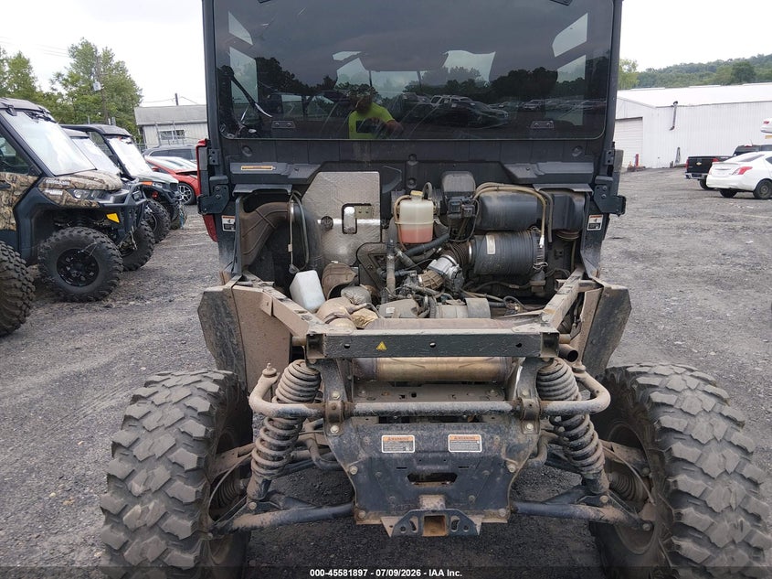 2024 Can-am/ brp Traxter VIN 3JBUVAX41RK012376 IAAI salvage auction — ALL OVER, Salvage (Pennsylvania), sold $8,150 on 2026-08-18 (photo 6)