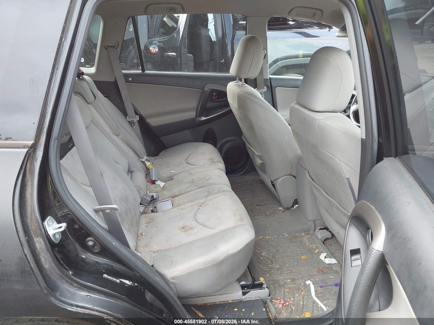 2011 Toyota Rav4 VIN JTMBF4DV9BD040853 IAAI salvage auction — NORMAL WEAR, Clear (Virginia), sold $2,000 on 2026-07-15 (photo 8)