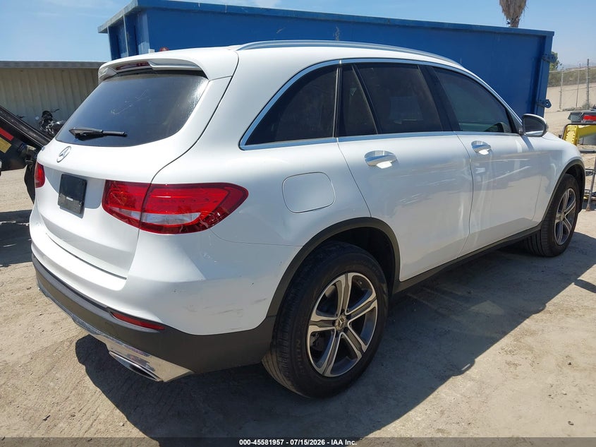2019 Mercedes-benz Glc VIN WDC0G4JB0KV152475 IAAI salvage auction — LEFT SIDE, Salvage (California), sold $4,850 on 2026-07-29 (photo 4)
